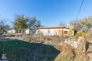 1306 Landon St, Stamford, TX 79553 - Photo 33