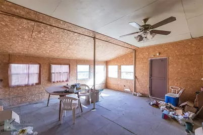 1306 Landon Street, Stamford, TX 79553 - Photo 29