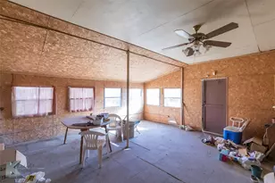 1306 Landon St, Stamford, TX 79553 - Photo 29