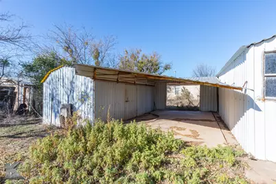 1306 Landon Street, Stamford, TX 79553 - Photo 35