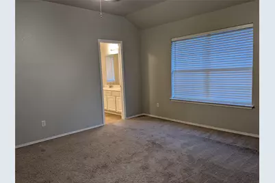 6005 Harwood Crossing Drive, Arlington, TX 76018 - Photo 11