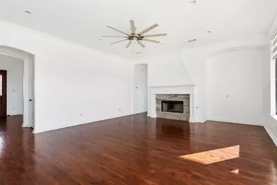 2000 Le Mans Drive, Carrollton, TX 75006 - Photo 13