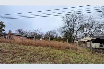 503 W Locust Street, Whitewright, TX 75491 - Photo 3