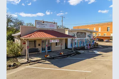 504 E Avenue C, Valley Mills, TX 76689 - Photo 3