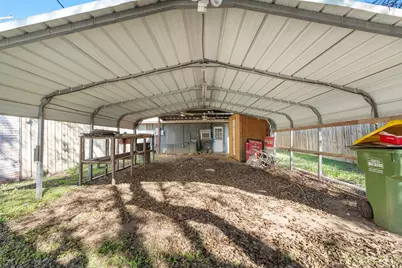 504 E Avenue C, Valley Mills, TX 76689 - Photo 15