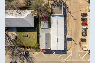 504 E Avenue C, Valley Mills, TX 76689 - Photo 7