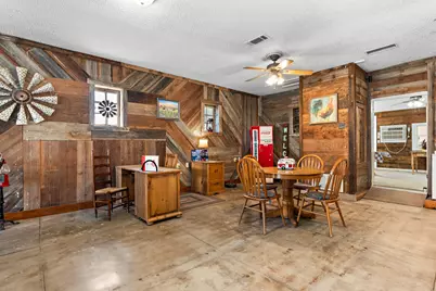 504 E Avenue C, Valley Mills, TX 76689 - Photo 21