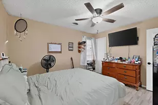 1405 Bryan Dr, Bedford, TX 76022 - Photo 11