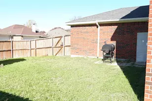 105 Forest Park Ln, Red Oak, TX 75154 - Photo 35