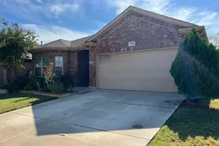 1716 Kachina Lodge Rd, Fort Worth, TX 76131 - Photo 1