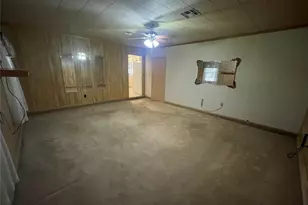 212 E Rentz St, Weatherford, TX 76086 - Photo 11