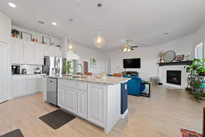 208 Wheeler Drive, Burleson, TX 76028 - Photo 17