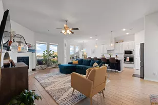 208 Wheeler Dr, Burleson, TX 76028 - Photo 9