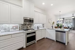 4642 Rhett Ln, Carrollton, TX 75010 - Photo 13