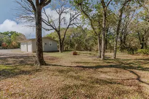 2417 Elk Trail, Granbury, TX 76048 - Photo 13