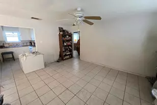 321 E Mustang St, Crowley, TX 76036 - Photo 3