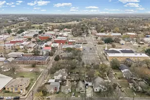 1406 Sycamore St, Commerce, TX 75428 - Photo 17