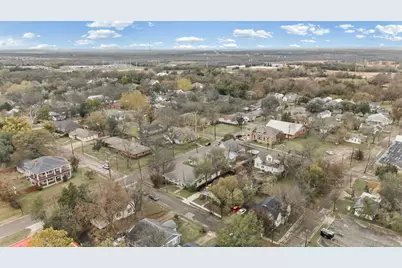 1406 Sycamore Street, Commerce, TX 75428 - Photo 9