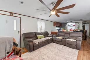 312 N Douglas St, Mart, TX 76664 - Photo 5