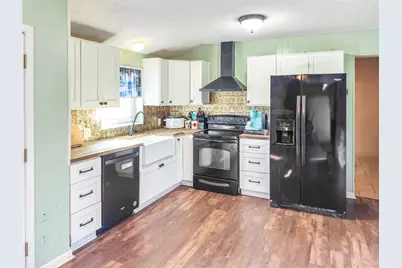 8090 County Road 4528, Palestine, TX 75803 - Photo 5