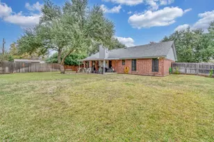 2121 Rey Dr, Waco, TX 76712 - Photo 27