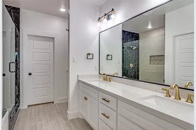 5601 Houghton Avenue, Fort Worth, TX 76107 - Photo 13