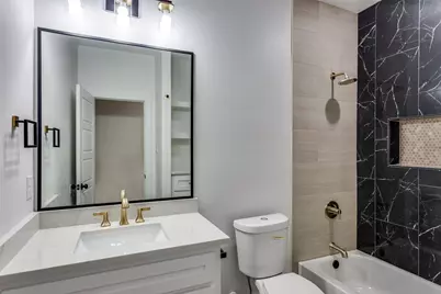 5601 Houghton Avenue, Fort Worth, TX 76107 - Photo 21