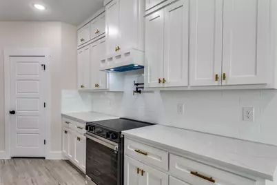 5601 Houghton Avenue, Fort Worth, TX 76107 - Photo 7