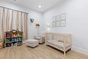 9847 Mixon Dr, Dallas, TX 75220 - Photo 15