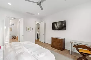 9847 Mixon Dr, Dallas, TX 75220 - Photo 17