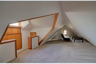 7010 Vivian Avenue, Dallas, TX 75223 - Photo 11