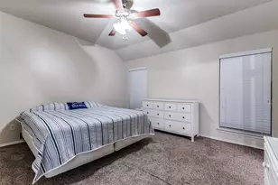 700 Lark Dr, Aubrey, TX 76227 - Photo 17