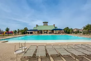 700 Lark Dr, Aubrey, TX 76227 - Photo 23