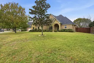 1104 Lynnwood Dr, Cleburne, TX 76033 - Photo 39