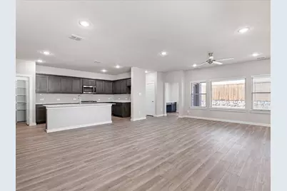 643 Medinah Road, Red Oak, TX 75154 - Photo 5