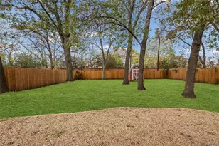 305 Virginia Ave, Waxahachie, TX 75165 - Photo 25