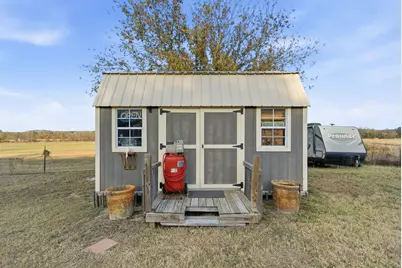 1085 County Road 172, Bluff Dale, TX 76433 - Photo 27