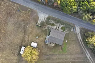 1085 Co Rd 172, Bluff Dale, TX 76433 - Photo 35