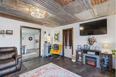 1085 County Road 172, Bluff Dale, TX 76433 - Photo 11