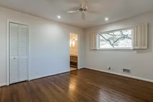 6327 Town Hill Ln, Dallas, TX 75214 - Photo 15