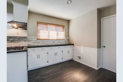 6327 Town Hill Lane, Dallas, TX 75214 - Photo 13