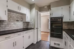 6327 Town Hill Ln, Dallas, TX 75214 - Photo 9