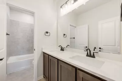 156 Rosewood Drive, Glenn Heights, TX 75154 - Photo 35