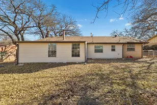 209 N Jarvis Ln, Azle, TX 76020 - Photo 25