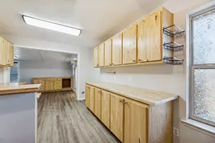 209 N Jarvis Ln, Azle, TX 76020 - Photo 9