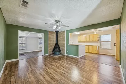 209 N Jarvis Lane, Azle, TX 76020 - Photo 5