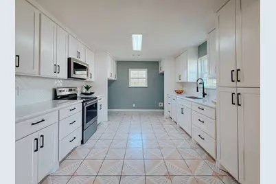 812 W 11th Avenue, Corsicana, TX 75110 - Photo 7