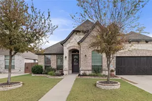 718 Indian Blanket Dr, Midlothian, TX 76065 - Photo 1