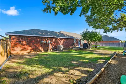 1021 Scenic Drive, Justin, TX 76247 - Photo 39