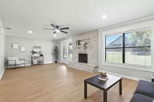 5610 Cuero Dr, De Cordova, TX 76049 - Photo 1